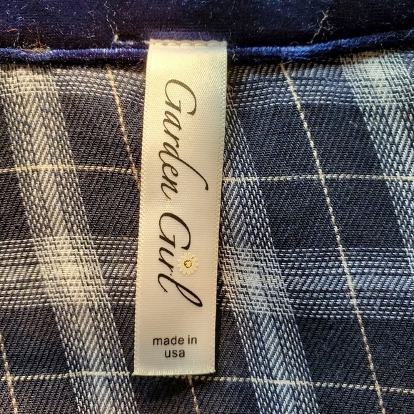 Gorgeous plaid shirt w/ velvet embroidered back S - Picture 9 of 10